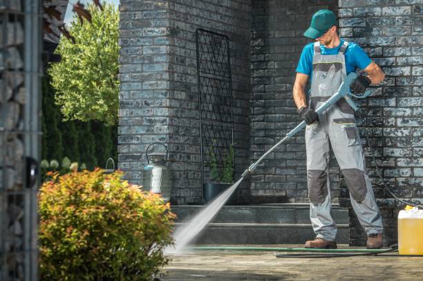 Spring Cleaning in Dundee, MI